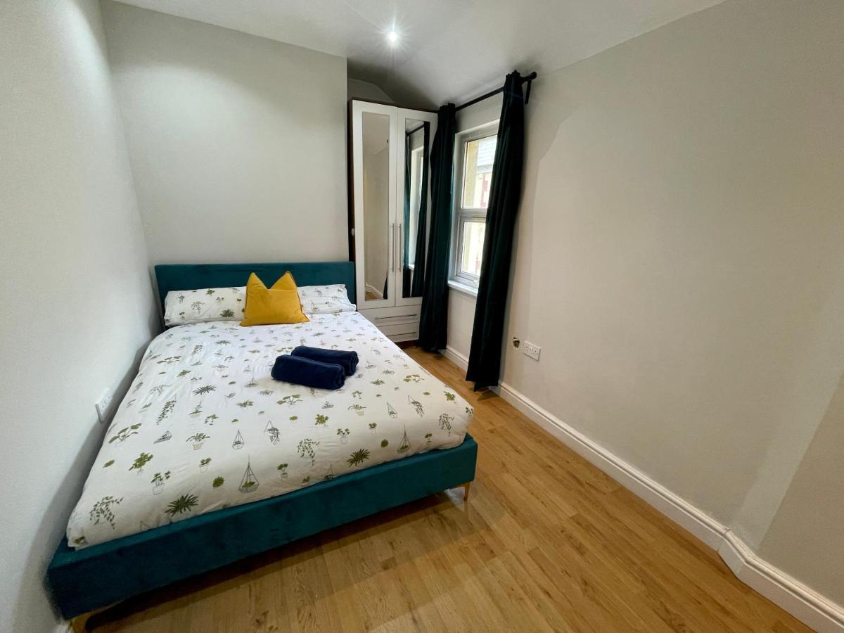 One Bedroom Apartment In City Centre Cardiff Ngoại thất bức ảnh